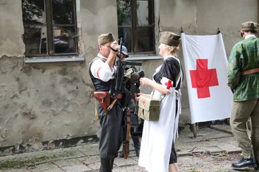 Inscenizacja historyczna i koncert patriotyczny podsumowały wieluńskie uroczystości związane z 80. rocznicą wybuchu Powstania Warszawskiego